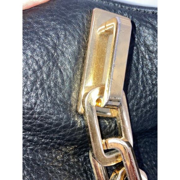 MICHAEL KORS, LARGE BLACK PEBBLED LEATHER SHOULDER BAG - Picture 15 of 16